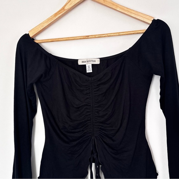Urban Outfitters Cinched Ruched Cropped Top Medium A48 - Picture 12 of 16